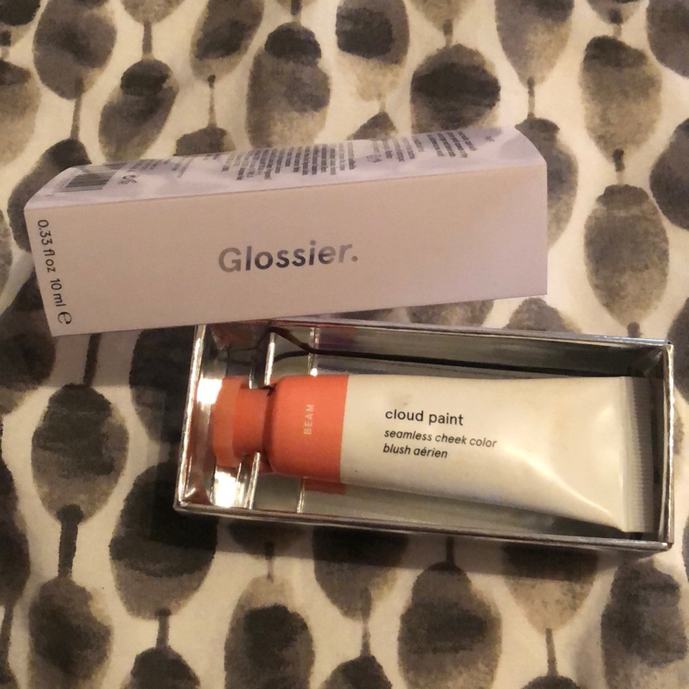 Glossier Cloud Paint in “Beam”! Like NEW!